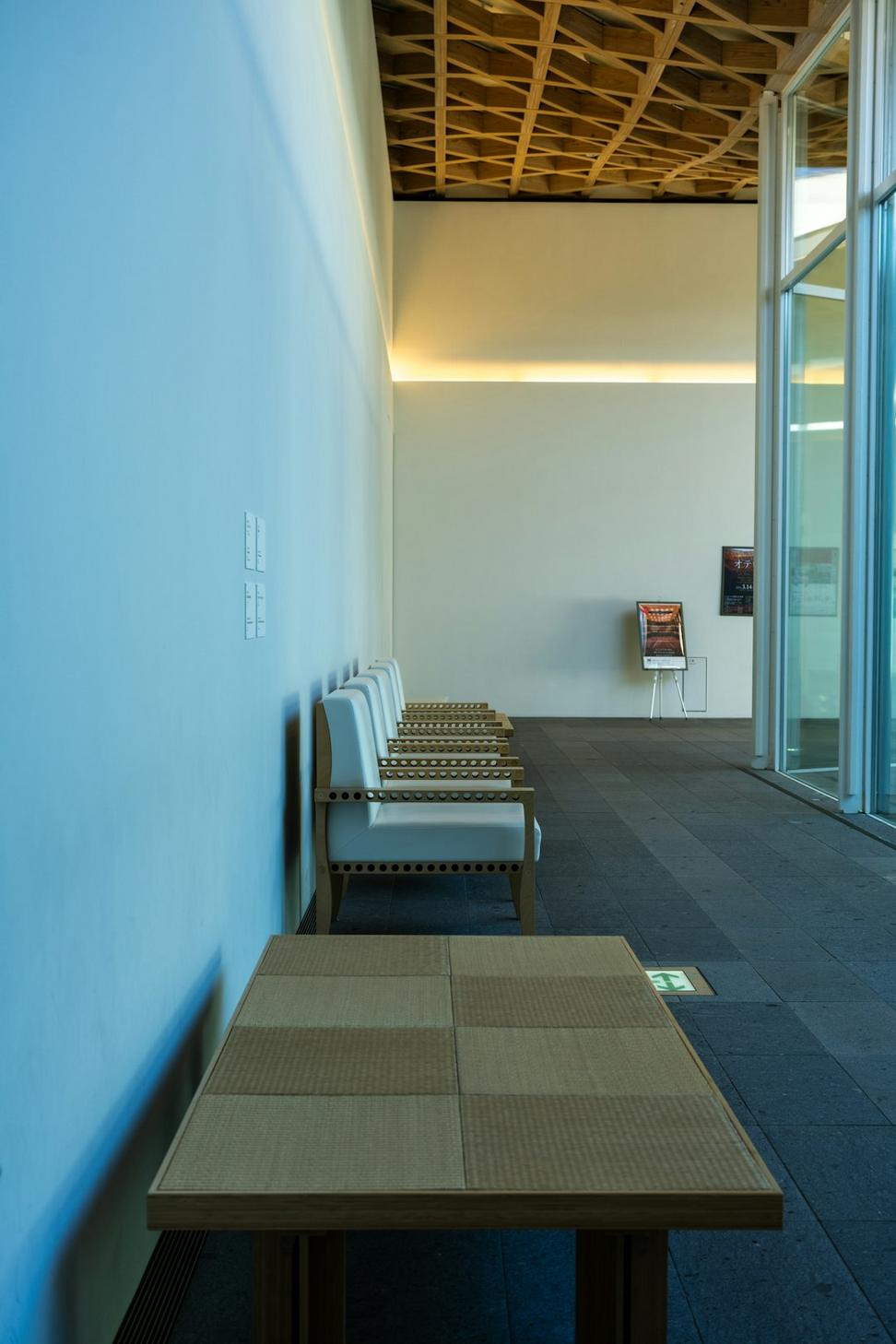 Riverside Commons lobby